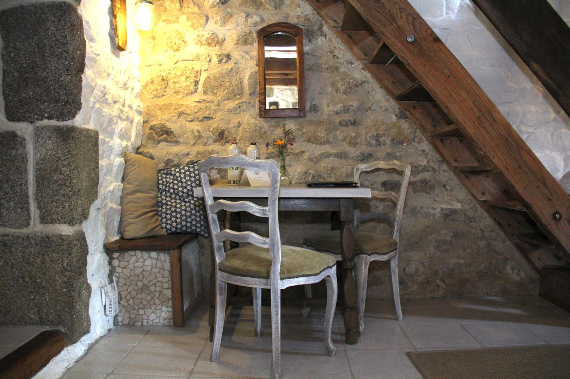 La Belle Ame Bed & Breakfast Saint-Priest-des-Champs Oda fotoğraf